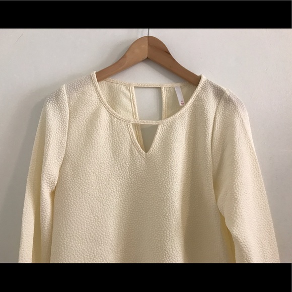 Xhilaration white blouse top size PS - Picture 3 of 5